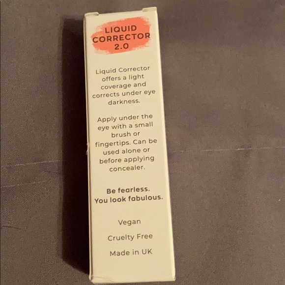 Jecca blac - liquid corrector - Picture 2 of 2